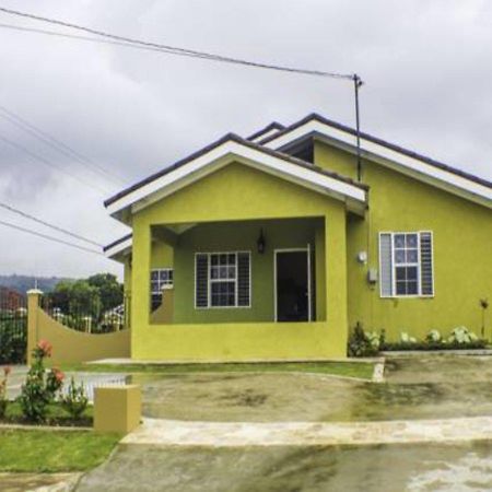 N2N Suites - Ochio Rios Vacation Home Очо-Риос Экстерьер фото