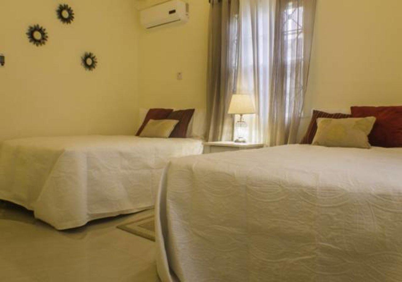 N2N Suites - Ochio Rios Vacation Home Очо-Риос Экстерьер фото
