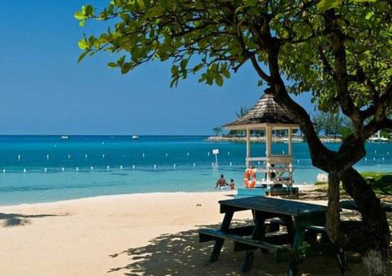 N2N Suites - Ochio Rios Vacation Home Очо-Риос Экстерьер фото